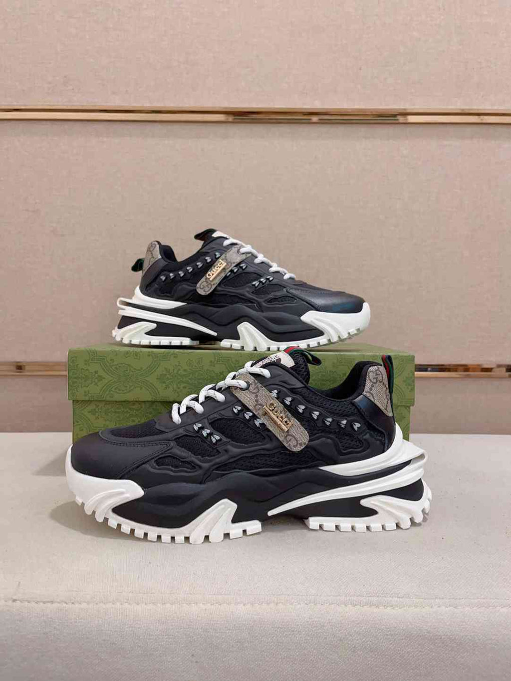 Gucci Cub3d Sneakers