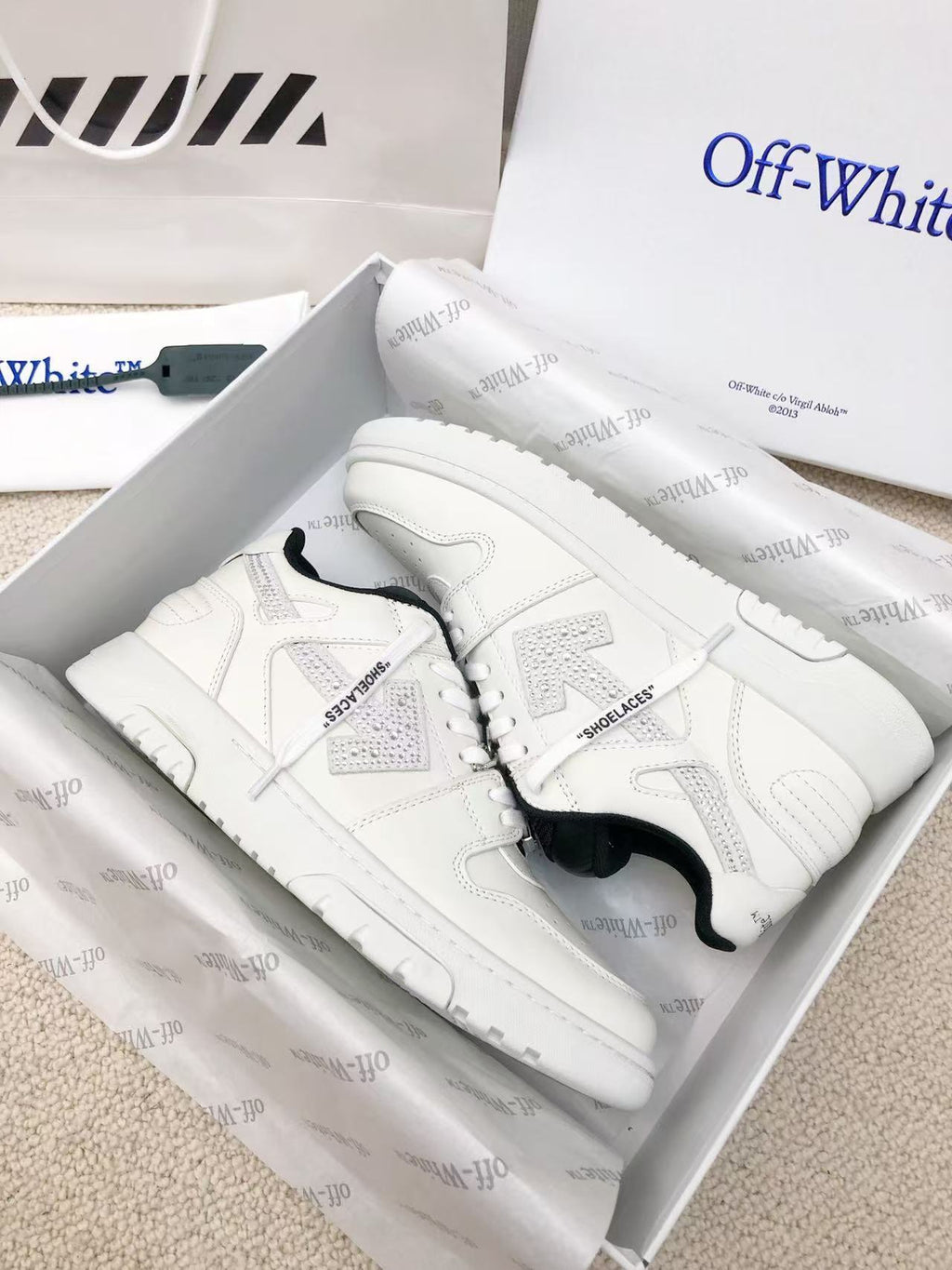 Off-White™ Out Of Office Diamond