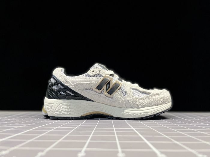 New Balance 1906R
