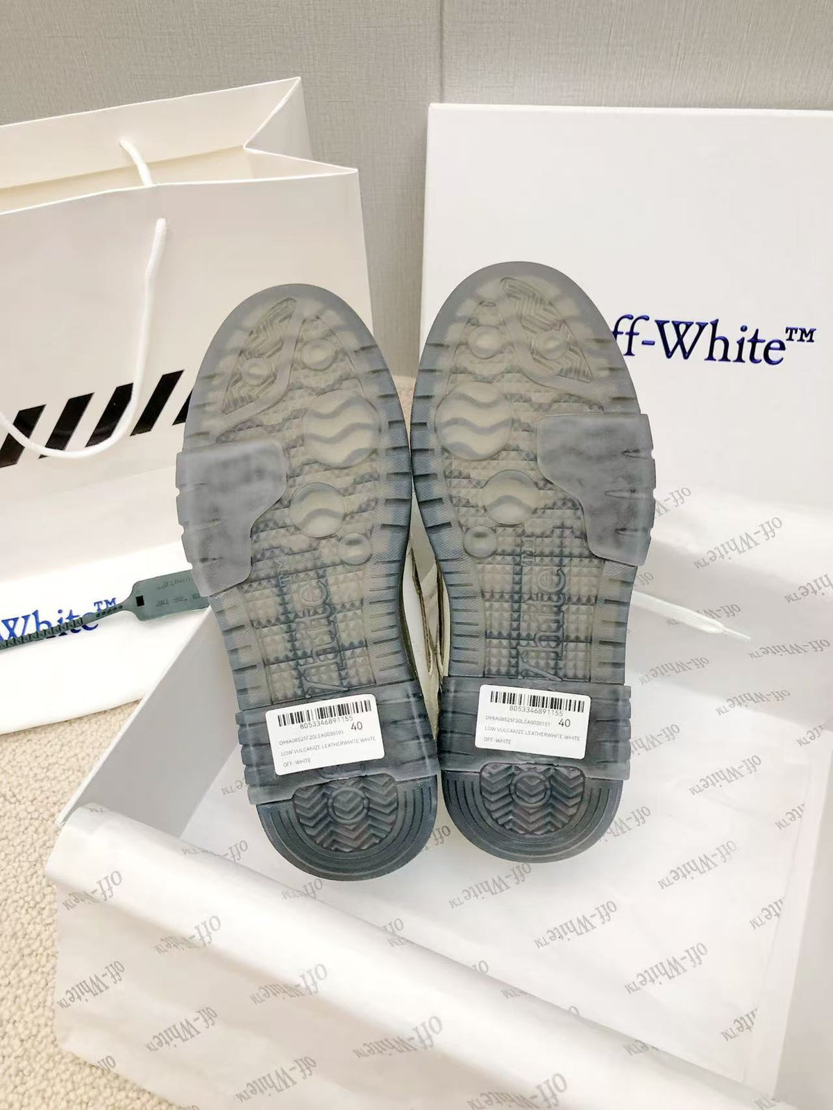 Off-White™ Out Of Office Diamond
