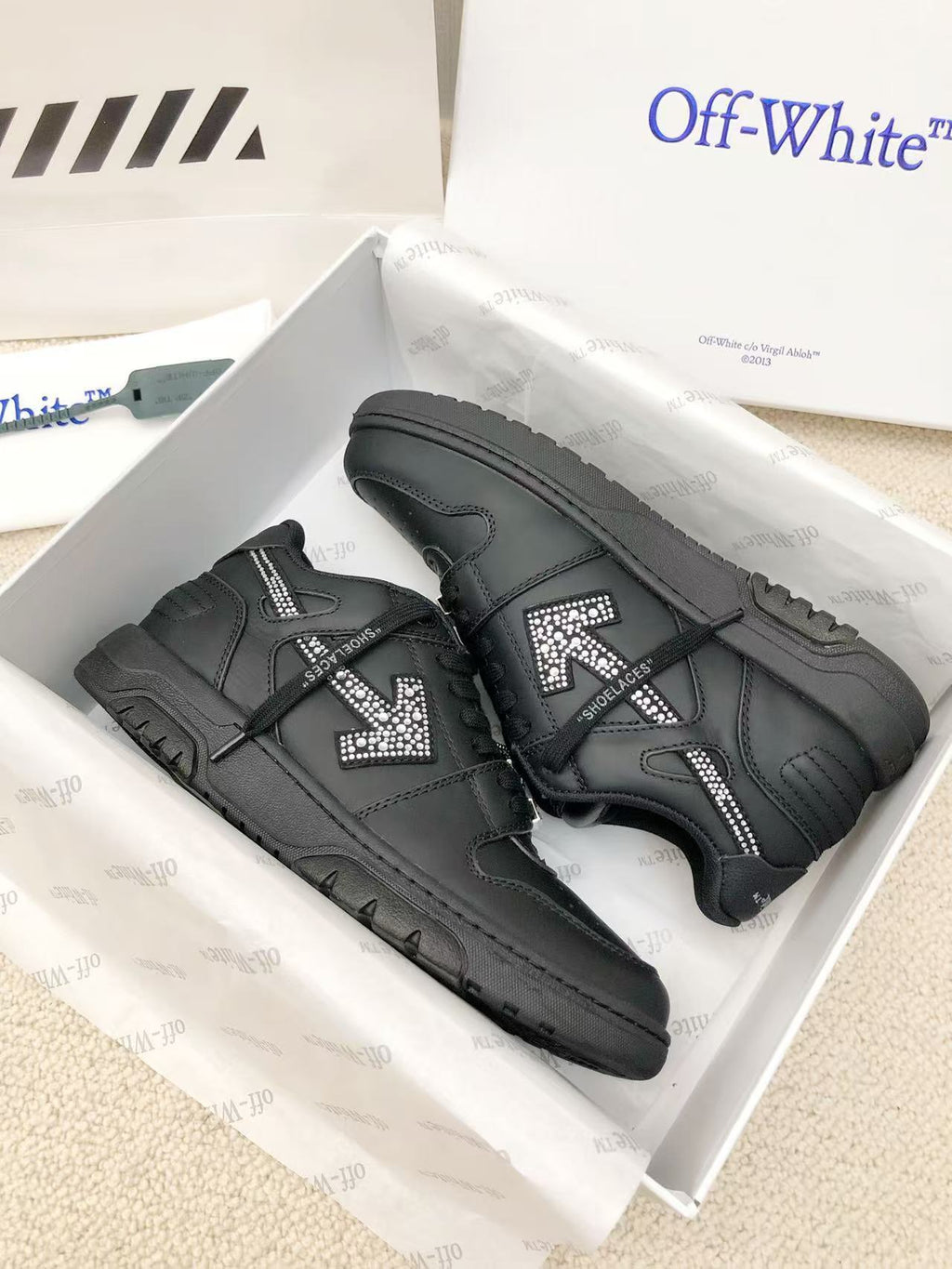 Off-White™ Out Of Office Diamond