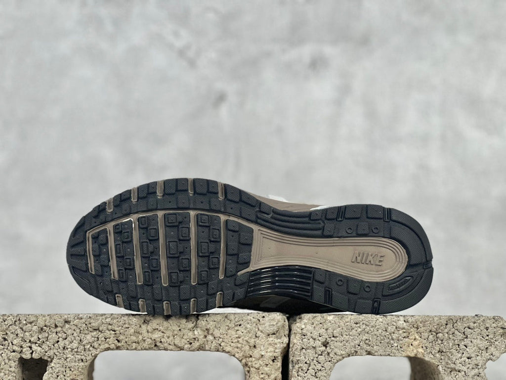 Nike P-6000