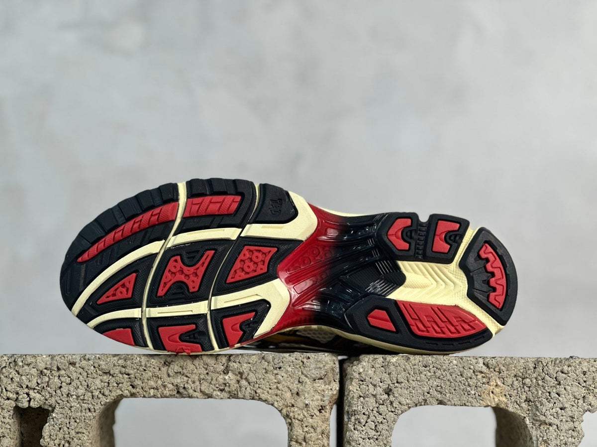 ASICS GEL-Kayano 14