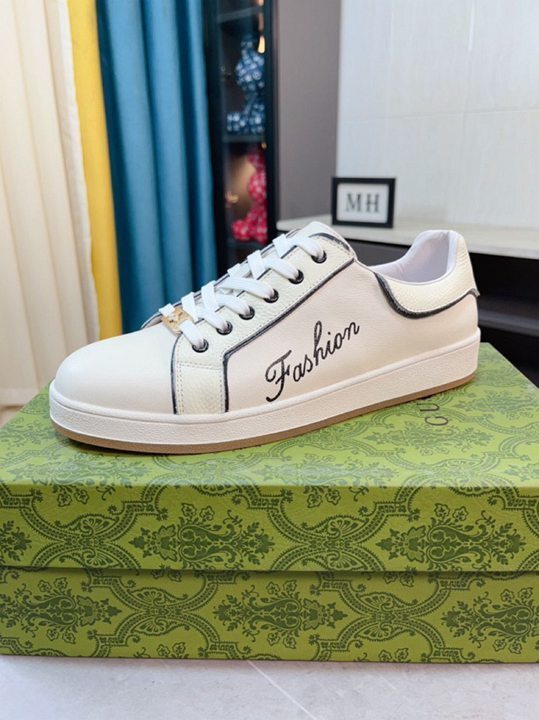 Gucci Low-Top Sneakers