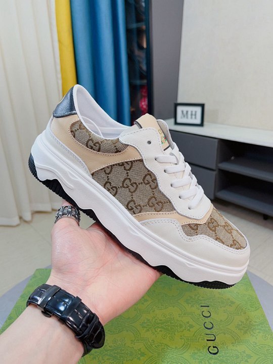 Gucci GG Low-Top Sneakers