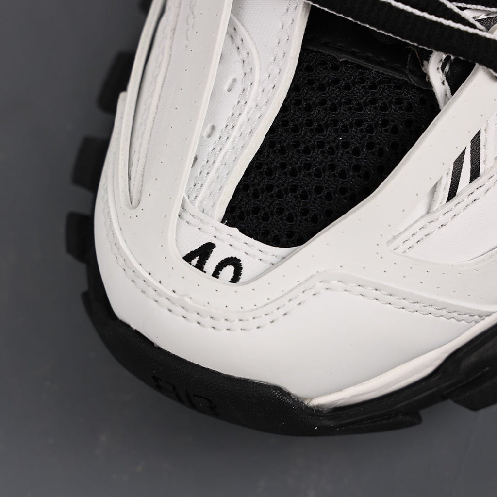 Balenciaga Track