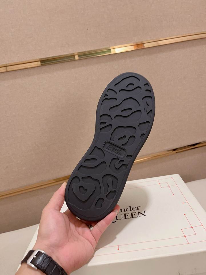 McQueen Oversized Black Sneakers