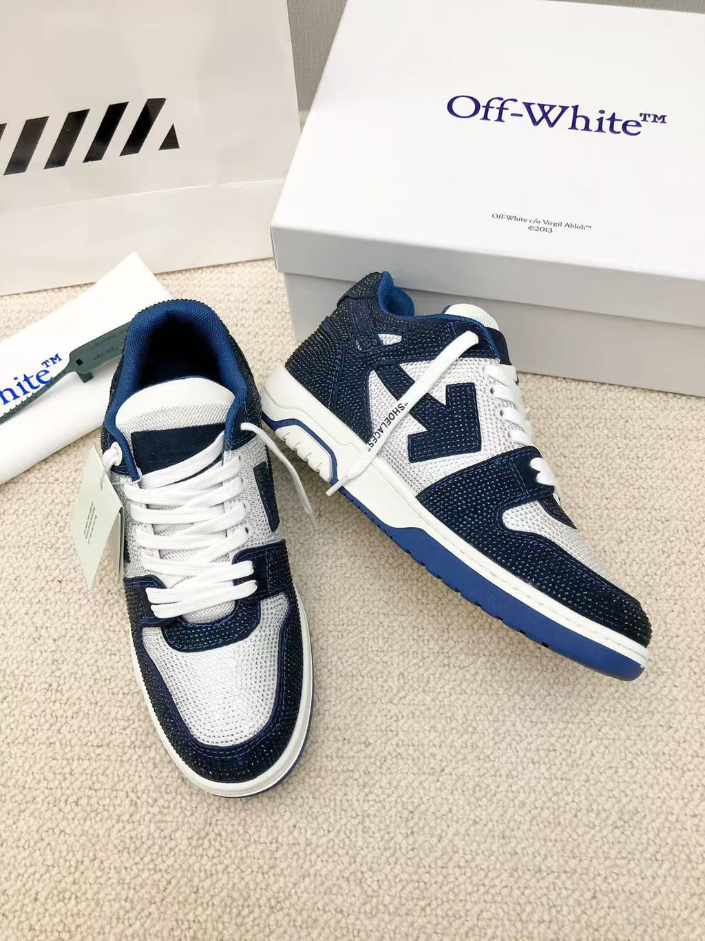 Off-White™ Out Of Office Diamond