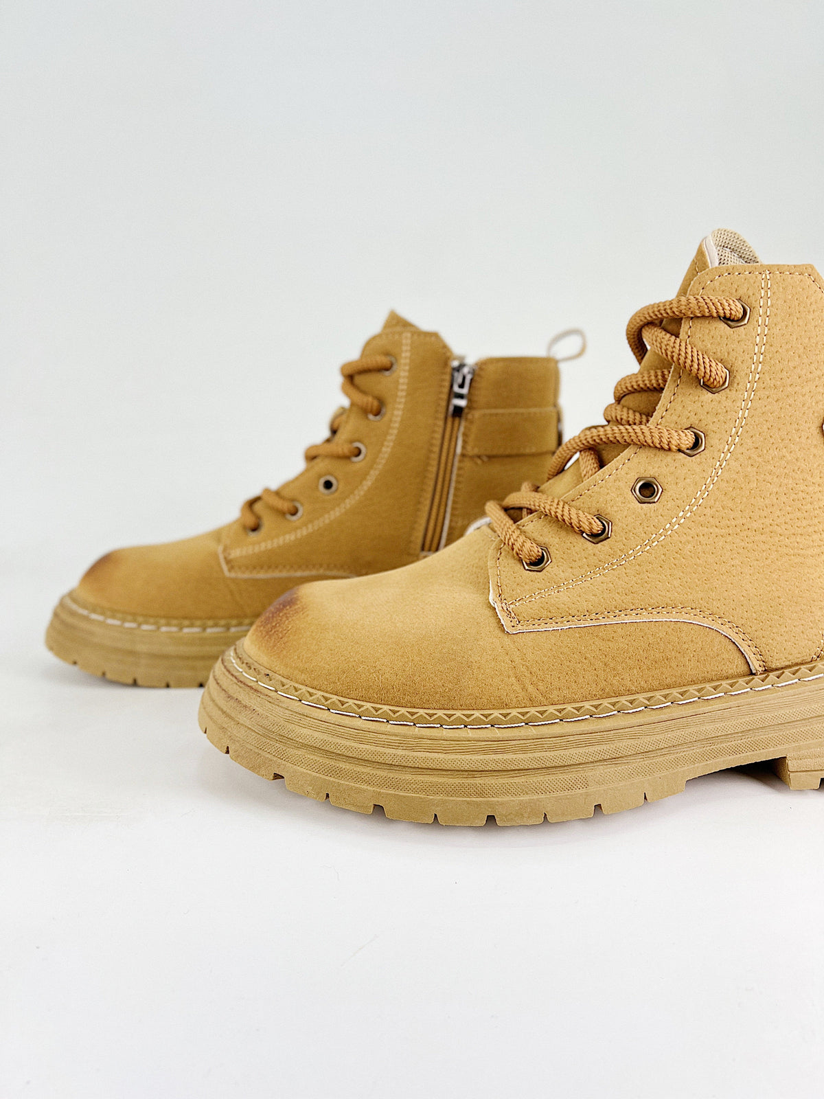 Timberland Classic Wheat Boots