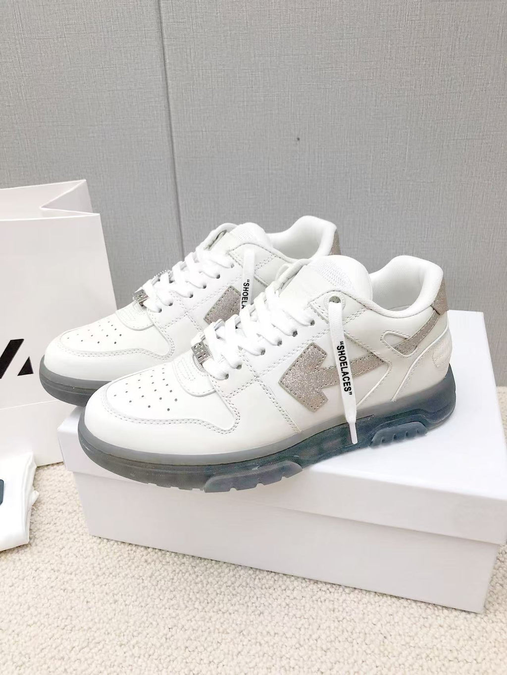 Off-White™ Out Of Office Diamond