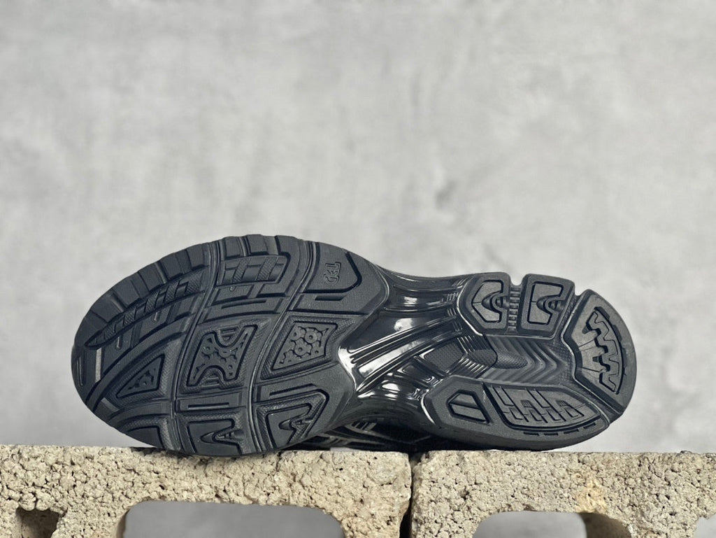 ASICS GEL-Kayano 14