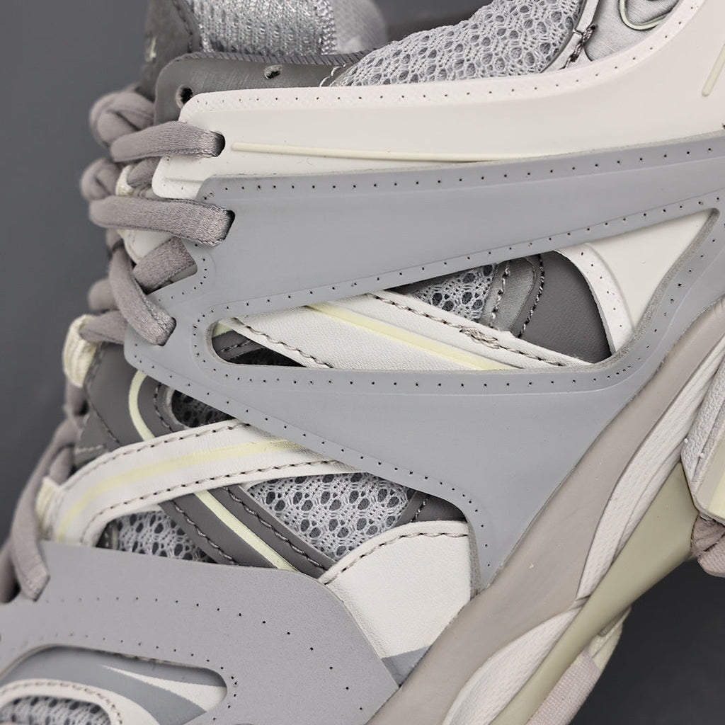 Balenciaga Track