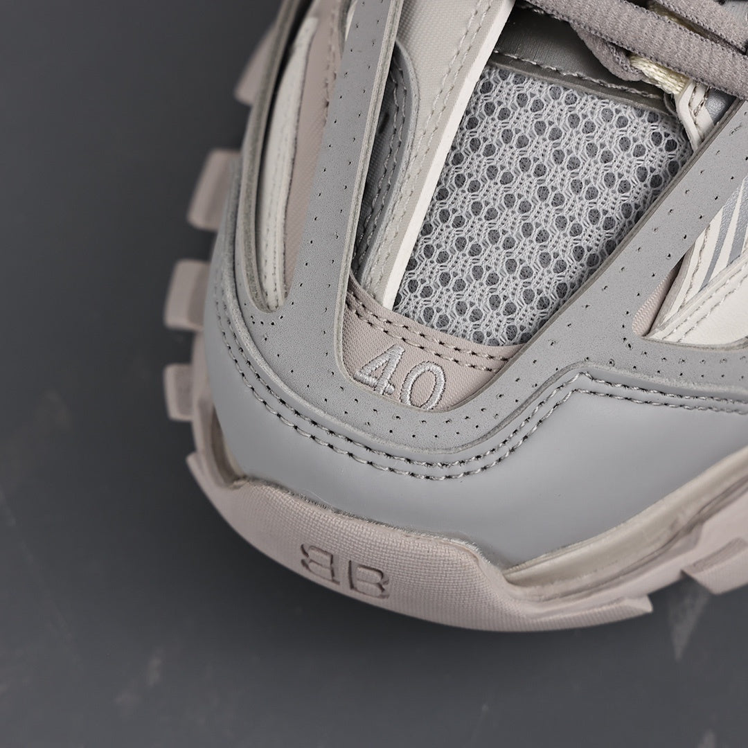Balenciaga Track