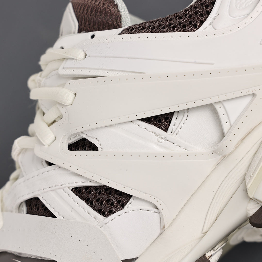 Balenciaga Track