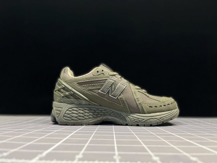 New Balance 1906R