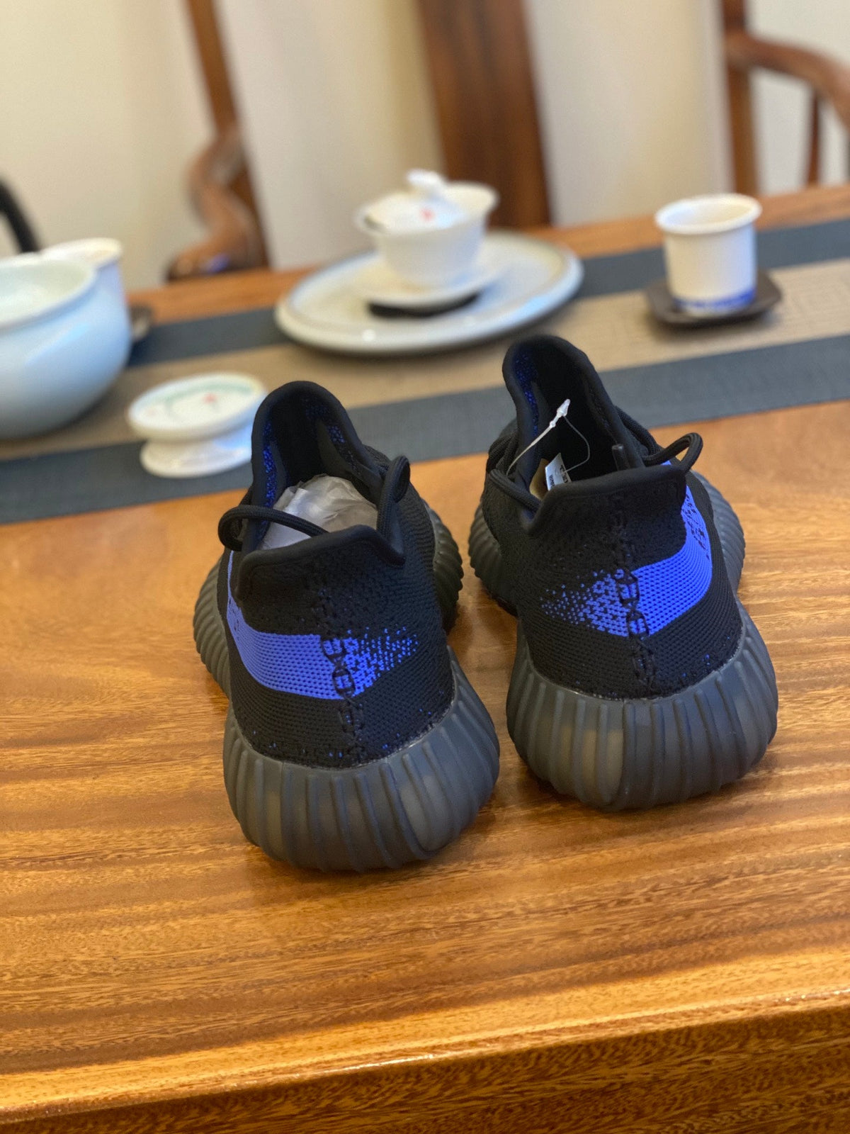 Adidas Dazzle Wave 350
