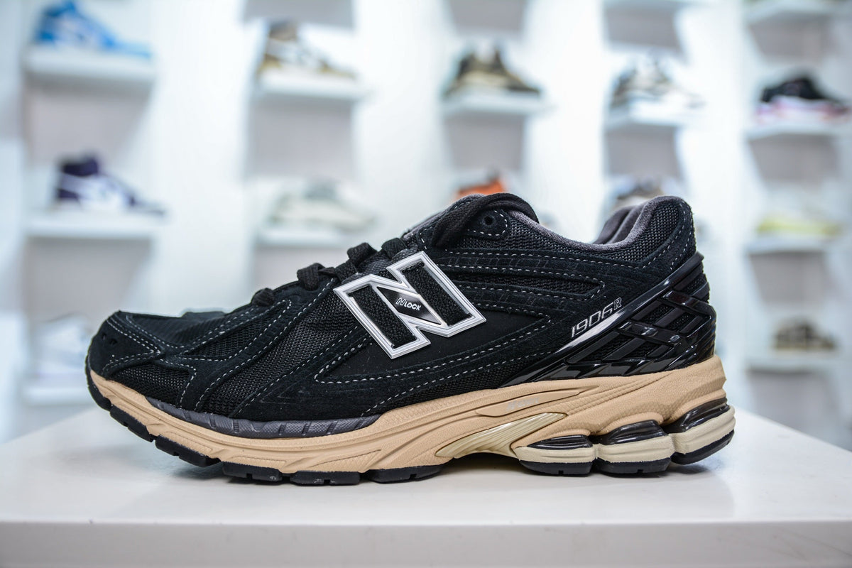 New Balance 1906R