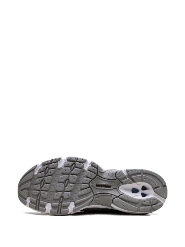 New Balance 740 Silver Black White