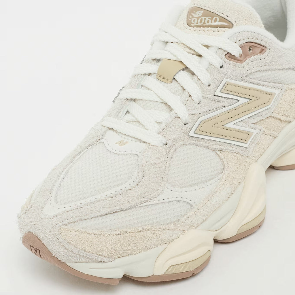 New Balance 9060 Light Beige