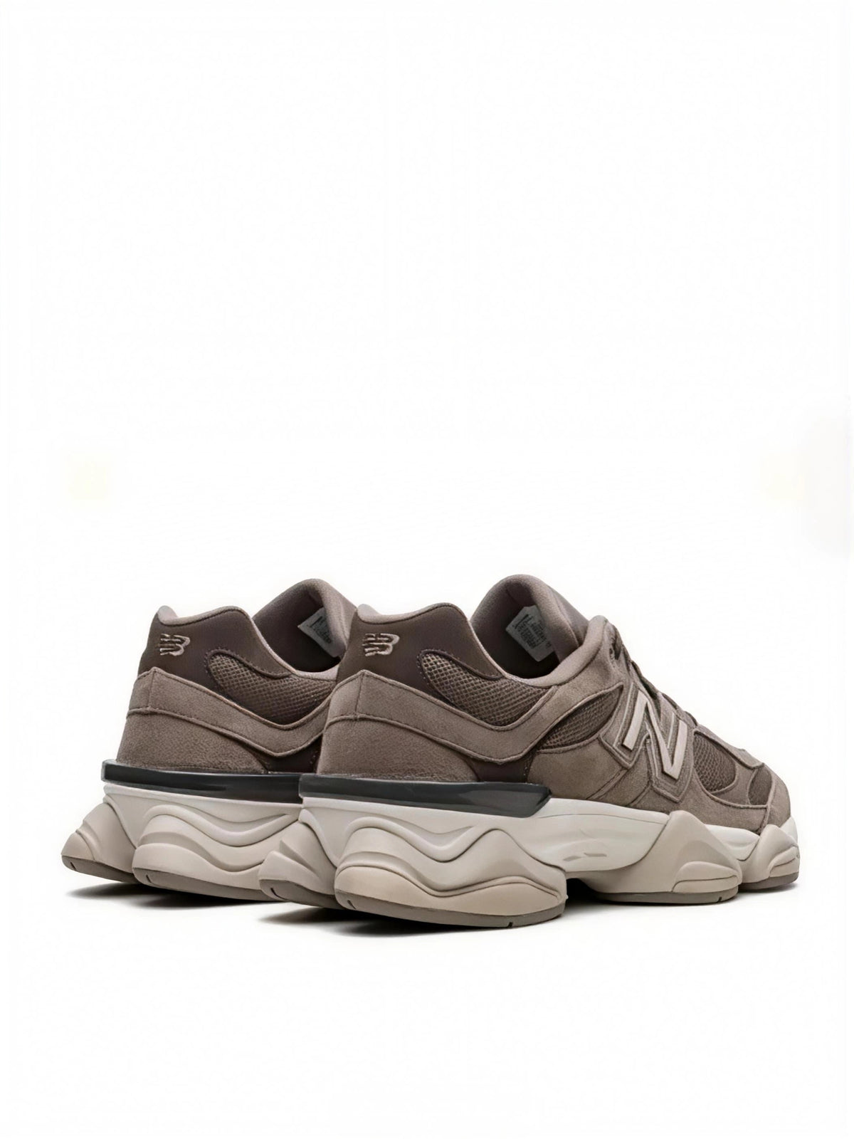 New Balance 9060 Marrón Seguro